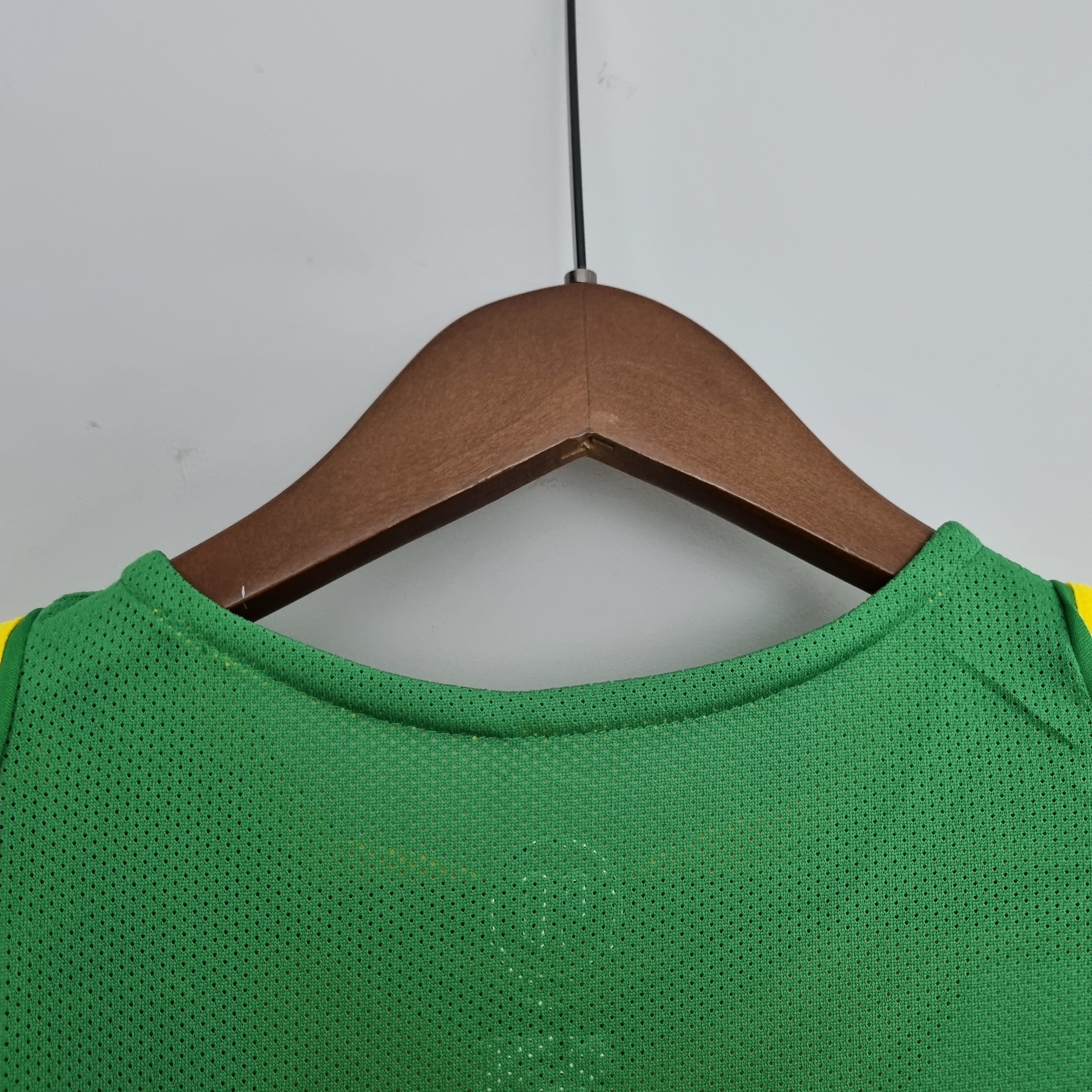 Camisa Retrô 2004 Seleção Brasileira I Nike Masculina - Amarela - Total 90