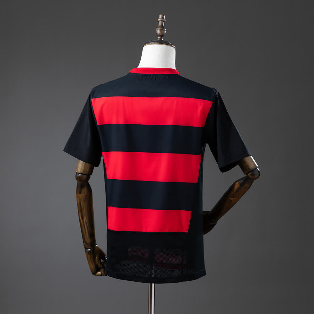 Camisa Retrô Flamengo Home 2005/06 Masculino - Preto e Vermelho