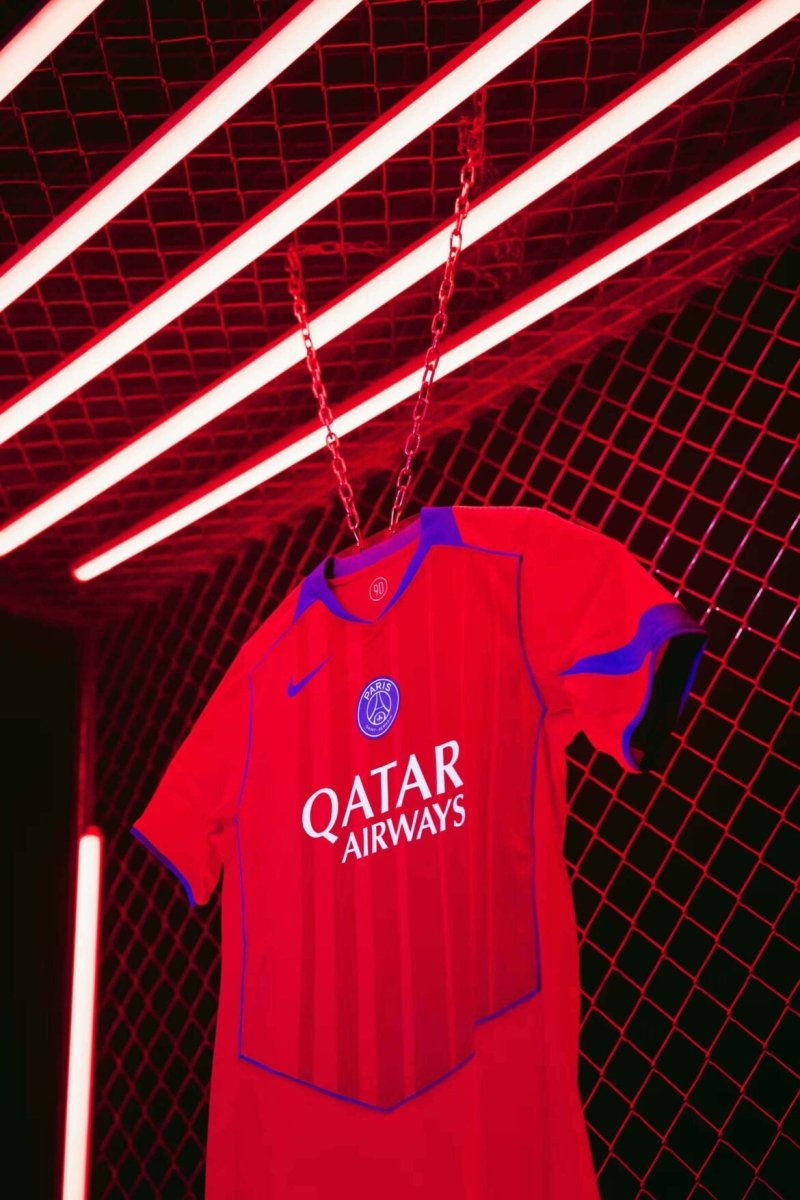 [PRÉ - VENDA] Camisa do Paris saint germain 2025/26 II Vermelha Jogador - DA Sports Oficial